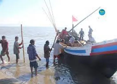 Junta soldiers arrest 3 fishermen in Kyaukphyu