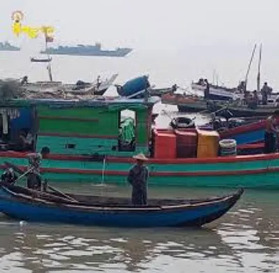 Military junta releases 15 Muslim fishermen out of  detained 17 from Pauktaw