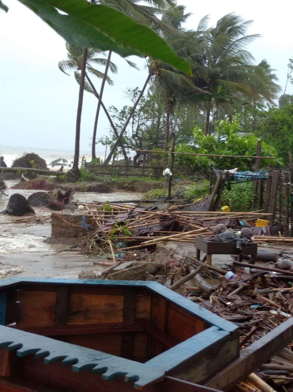 Heavy rain, river erosion cause damage to Rakhine embankments, 30 ...